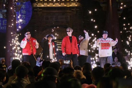 古北过大年，水镇找喜事！古北水镇新春音乐季燃动春节档，以演艺赋能文旅树立行业新标杆 