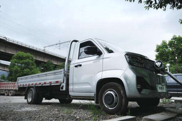 快充重构效率 场景定义价值：祥菱V5新能源版重塑微卡效率新标准 