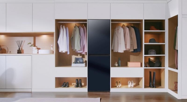 从智慧衣橱到吸睛单品 三星AI神 黑钻衣物护理机让精致不止情人节 