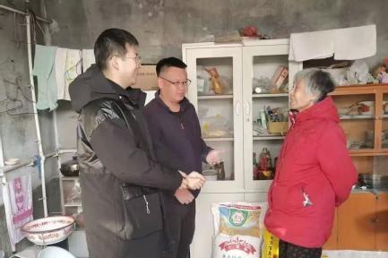 京清汽车产业园赴肖羊坊村开展春节走访慰问 