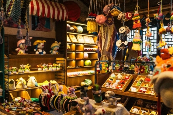 非遗游和文化游走热 濮院时尚古镇成新春“打卡”热门地 