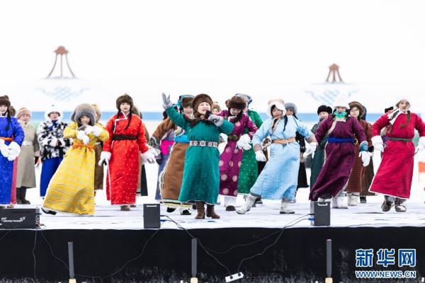 锡林郭勒第三届冬季蒙古马超级联赛总决赛开幕 