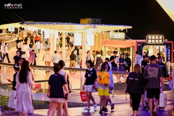 封关首年启新篇 中免海南六店以“文化+”创新赋能春节消费 解锁免税购物新体验 