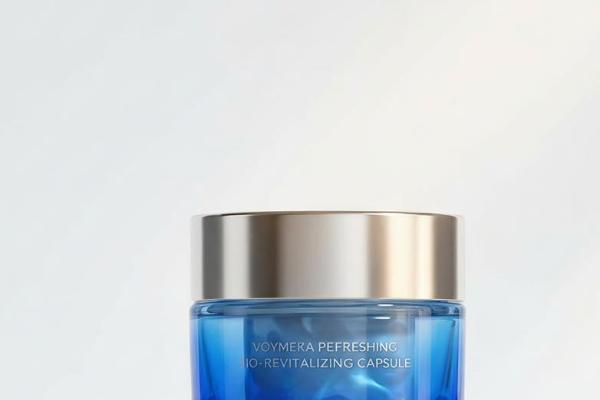 VOYMEKA诠释了极简主义抗衰，是实行“断舍离”后的唯一选择 