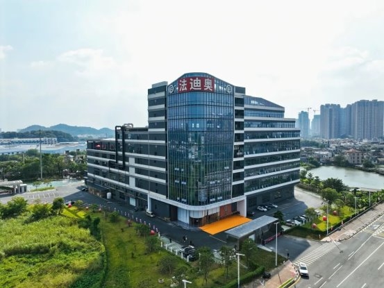 千年花乡 钢艺筑美｜法迪奥《蝶韵·钢艺雕塑》捐赠揭幕仪式圆满落幕！ 