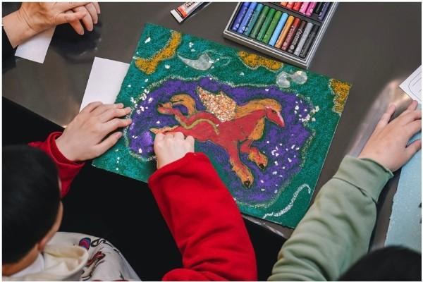 当翼马飞过宝格丽：王凯丽、汪雨、曹启泰再携手，温暖一座城 