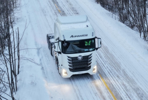 -35℃极寒测试 欧曼银河纯电+混动重卡性能实力出圈 破寒区运输痛点 