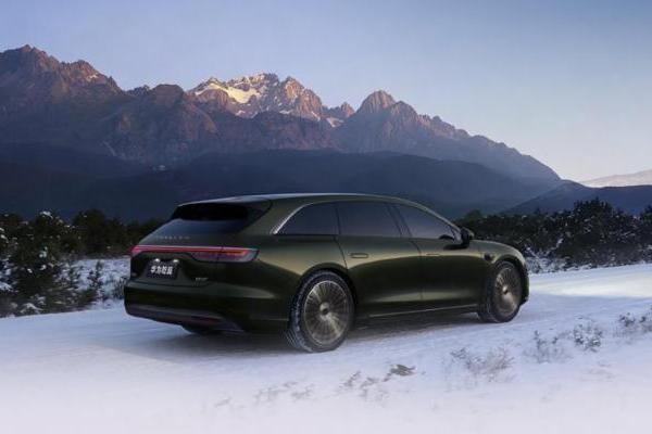 稳驭冰雪护航团圆 ——HUAWEI XMC 乾崑数字底盘引擎极寒实力尽显 