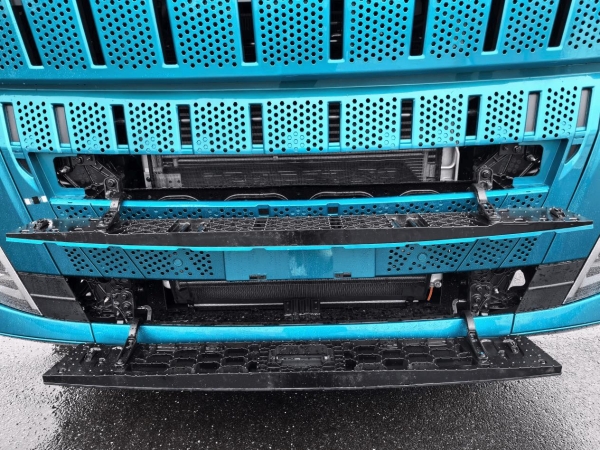 什么车让400卡友争先恐后体验？抢先试驾东风天龙KH 