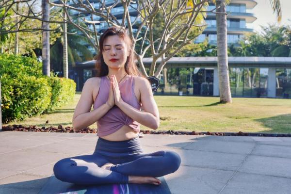 为银发定制健康修行，简橙瑜伽陪你学出健康练出欢喜 