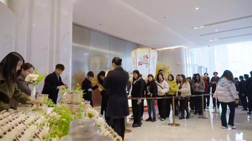 恒基兆业地产集团庆祝成立50周年，深耕内地共谱新章 