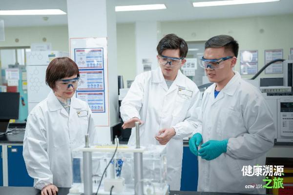 走进中美史克天津智造工厂，解码感冒产品家族背后的硬核健康科技 
