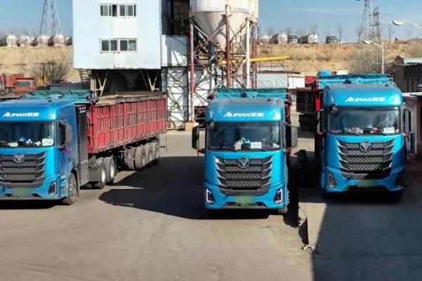 选对车才能提效省钱稳人心！张经理：欧曼银河5M纯电重卡靠谱伙伴 