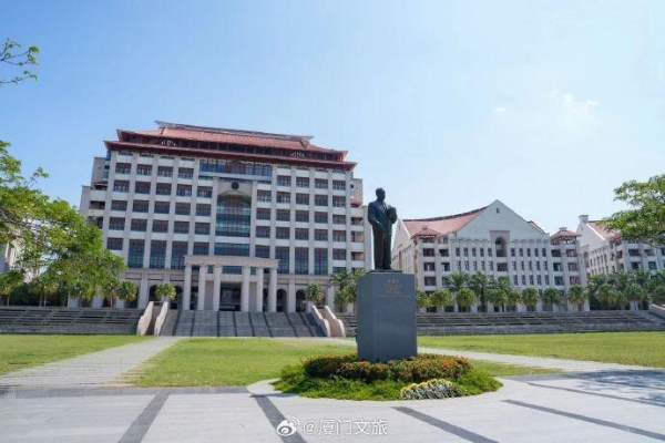 2026年春节厦门最受游客欢迎TOP10景区，厦门园博苑灯会成为厦门春节夜游热点 