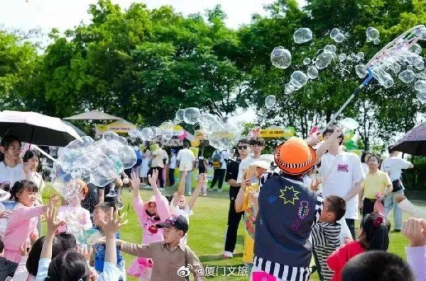 2026年春节厦门最受游客欢迎TOP10景区，厦门园博苑灯会成为厦门春节夜游热点 