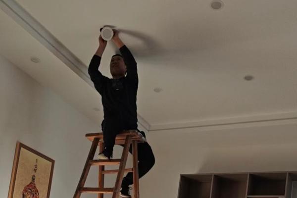 灵活就业再添新平台：嗯来吧聚焦技能变现，重构自由职业服务生态 