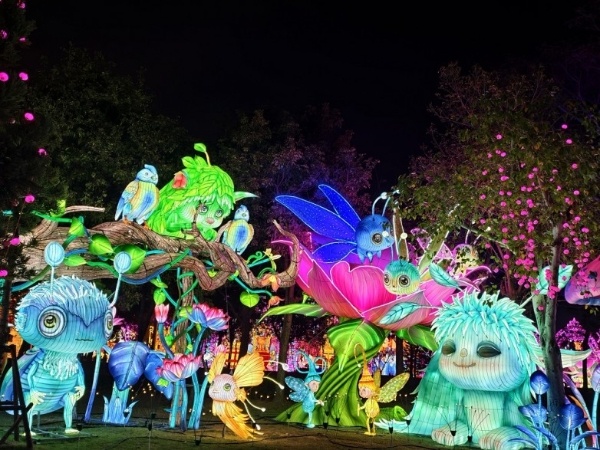 厦门新春亲子夜游热榜TOP5 园博苑灯会登顶 解锁童趣光影新体验