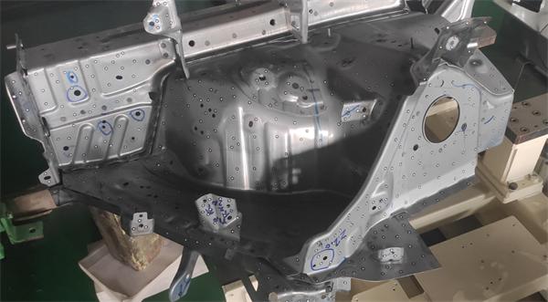 自动化三维扫描检测技术用于汽车零部件批量3D检测