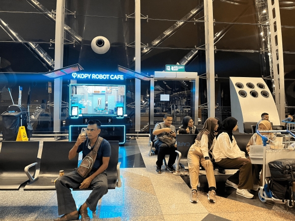 点亮南美瑞士：第六代咖啡机器人COFE+登陆乌拉圭