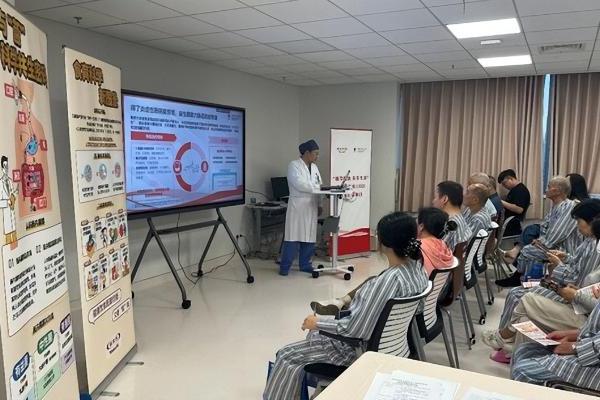 养乐多与中国红十字基金会公益行动收官，用心守护肠道健康 