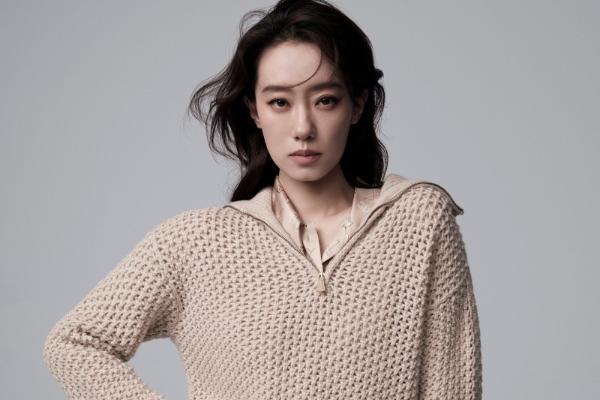 Max Mara 2026中国新年系列｜群星焕新红韵，点亮马年新意 