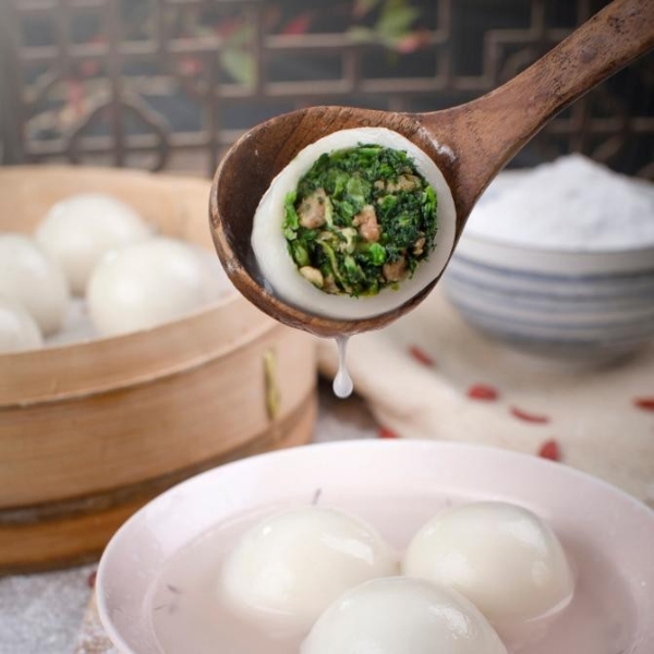 万物皆可“包”，汤圆也“养生”：这届年轻人过元宵，要口福也要情绪价值