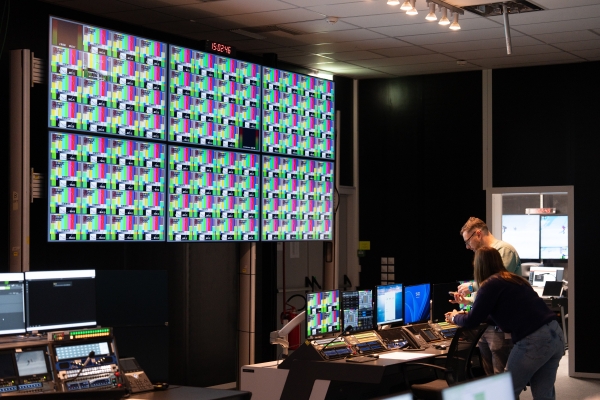 打造奥运科技人文地标，TCL“雪绒奇境”米兰冬奥主题馆正式开馆 