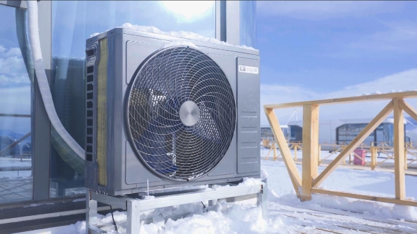 直面赛里木湖“极寒之境”：TCL空调小蓝翼系列开启冬季性能巅峰挑战 