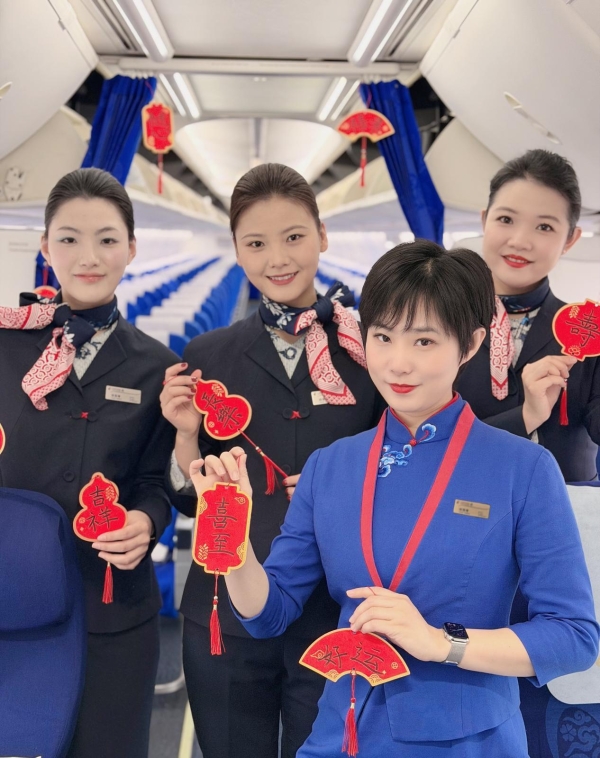 东航多彩新春主题活动助力旅客春节欢乐行 