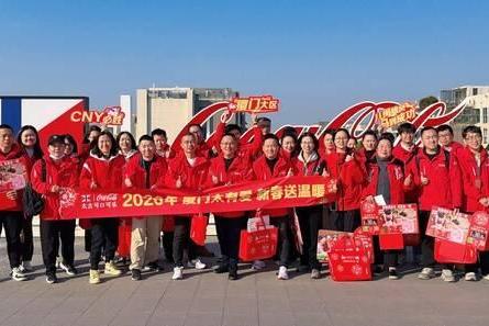 让我们「年」在一起，厦门太古可口可乐新春公益礼包传递"暖心年味" 