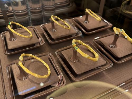 君佩落子国贸：东方新奢重塑佩戴高级感，CBD 地标与文化品牌的双向赋能 