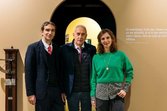 寻找亮丝的源头：一座博物馆与一个品牌的145年 