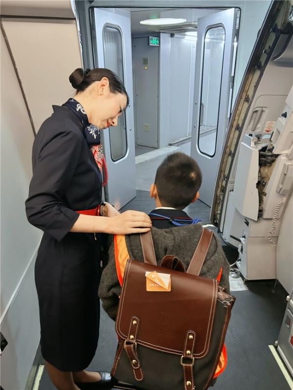 春运“单飞”儿童增长近8成：东航升级“无陪服务”，闭环守护安心旅程 