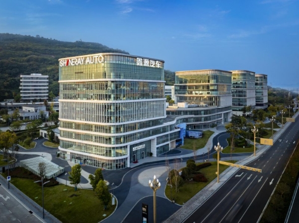 在疯狂内卷中29年连续盈利 鑫源汽车到底是谁？ 