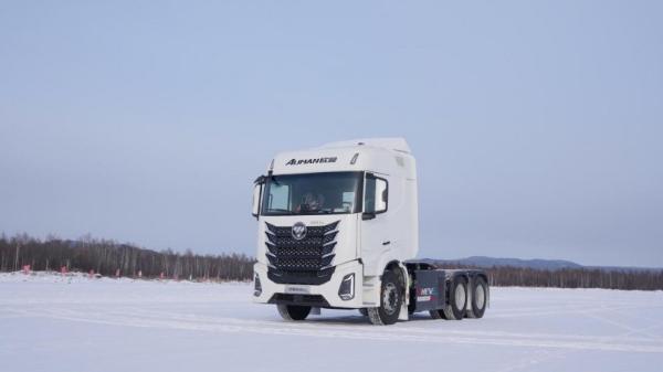 -35℃极寒试炼！欧曼银河5M PHEV：冷启无忧、行驶更平顺、充电更快速 