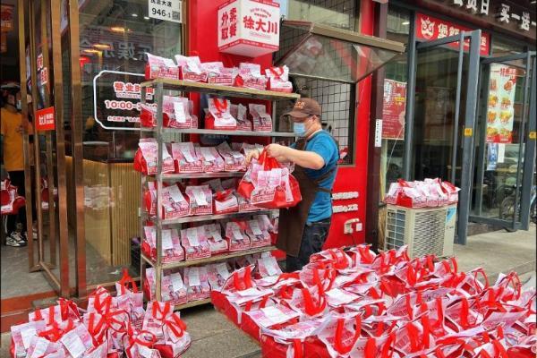 一碗猪脚饭的财富密码：看徐大川如何用全维扶持，助加盟商稳赚东莞