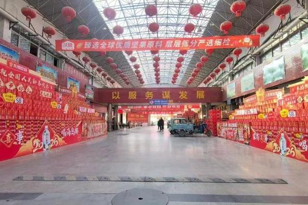 东鹏饮料新年狂飙开局，海岛椰单品引爆春节档 