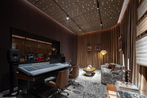 凤栖潮鸣｜【东湄之声】先导片上线，一座专业级录音棚相逢诗意金华 