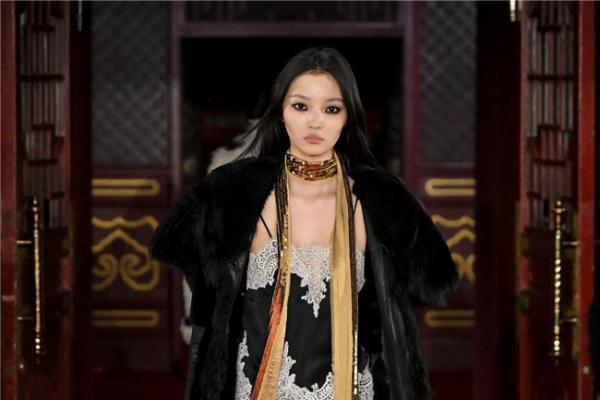  Zadig&Voltaire 登陆中国国际时装周 以法式摇滚精神诠释东方新语境 