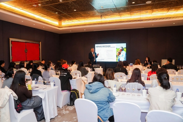  2026中免会员嘉年华在沪启幕 携手5600万会员共赴美好之约 