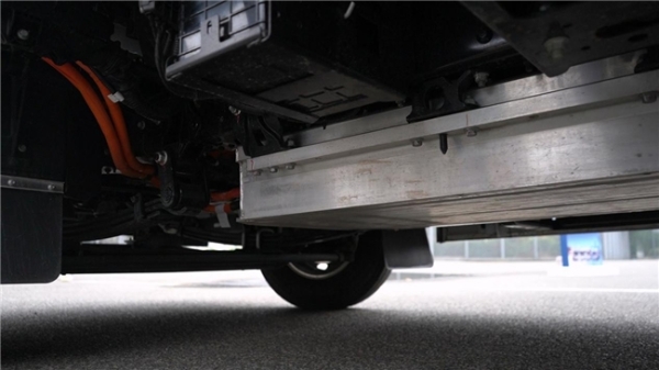 实测卡文乐途｜重载运输跑高速 一公里成本仅0.4元 