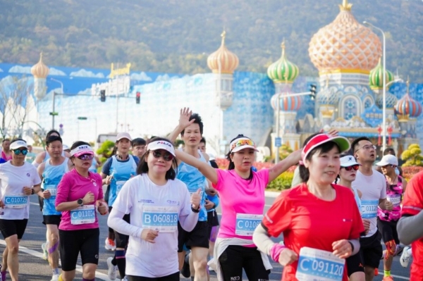 太湖9号，一起就好！太湖9号公路系列赛暨2026长兴太湖图影马拉松激情开跑，共赴春日之约 