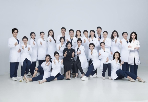 靓范医生·西城红场分院｜盛大启幕，立序冰城美学新境 