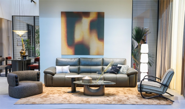 首日开门红！林氏家居广州家博会双馆人气爆棚，“适居”社区成热门打卡点 