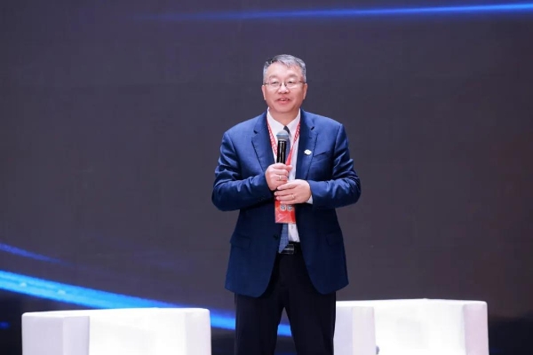 医工同力 「光」耀山城！东软医疗燃爆2026医学装备大会 