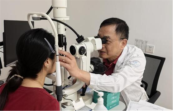 专注光明三十载 杜新华携手杭州华厦眼科共筑名医工作室 