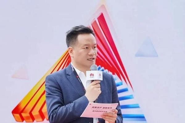 因聚而升 融智有为 | 华为政企展车与华为坤灵展车联合发车 