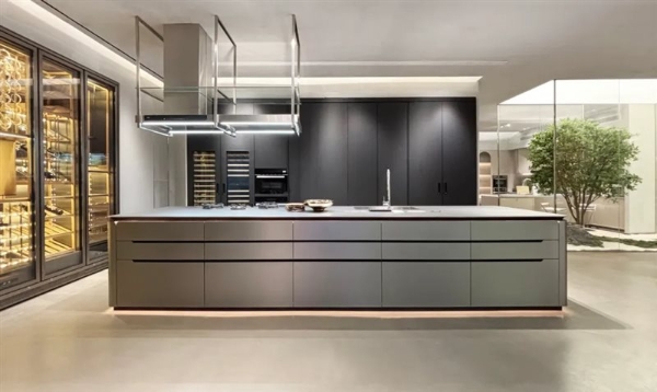 加冕双誉！万格丽获“首创品牌+第一股”两大市场地位认证万格丽 