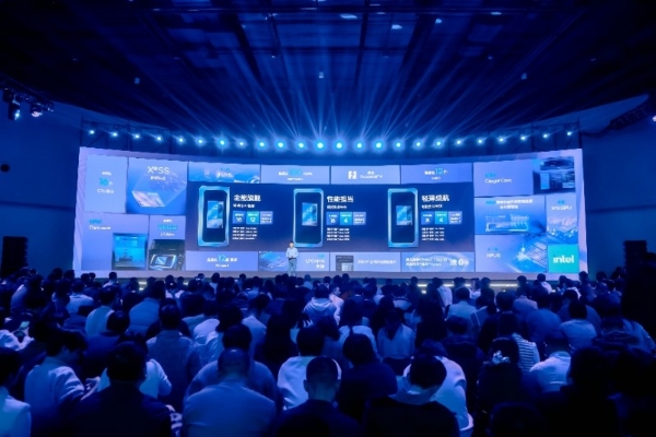 引领AI PC新标杆，第三代英特尔酷睿Ultra重新定义轻薄本 