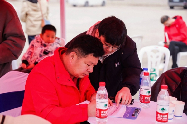 40位中长途客户齐聚阜阳！实况试驾东风天龙新KL，硬核实测龙擎3.0⁺真实力 